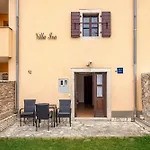Apartment Iva *